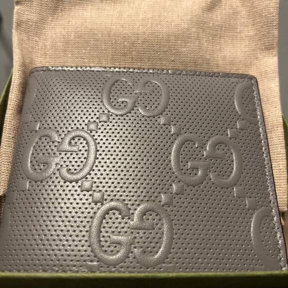 Gucci wallet - Picture 1 of 4